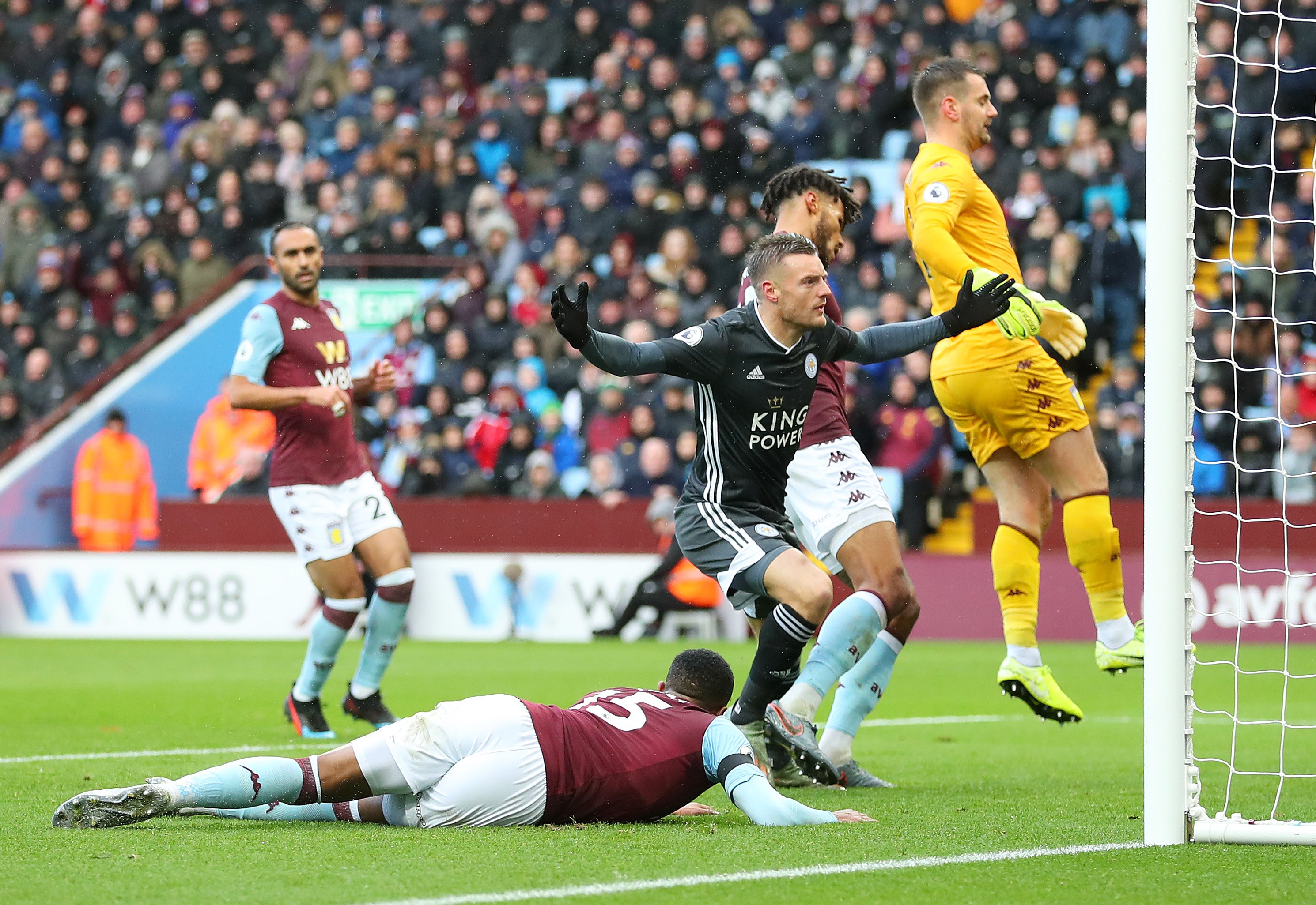 之间的合作 之间的合作