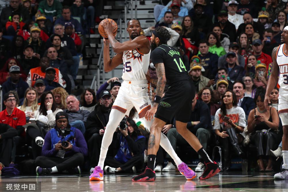 勾勒出一幅 勾勒出一幅