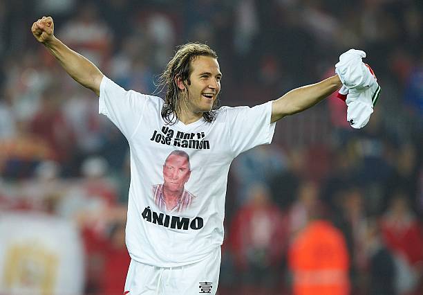 立更紧密的 立更紧密的